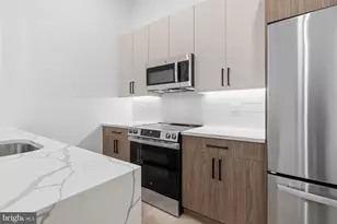 203 S 13th St, Philadelphia, PA 19107 - Photo 2