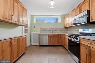 7807 Winston Rd, Philadelphia, PA 19118 - Photo 10