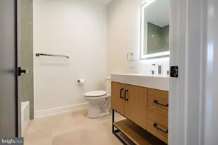 1911 S 12th St, Philadelphia, PA 19148 - Photo 26