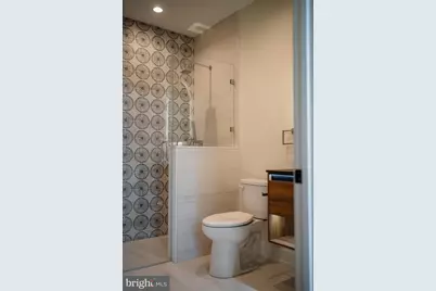 1911 S 12th Street, Philadelphia, PA 19148 - Photo 34
