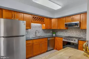 63101 Delaire Landing Rd, Philadelphia, PA 19114 - Photo 8