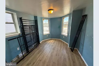 2040 N Lambert Street, Philadelphia, PA 19121 - Photo 10