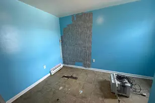 2040 N Lambert St, Philadelphia, PA 19121 - Photo 14