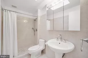 12208 Sweet Briar Rd, Philadelphia, PA 19154 - Photo 14