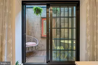 617 S Bambrey Street, Philadelphia, PA 19146 - Photo 36