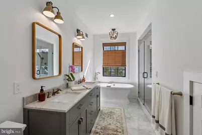 617 S Bambrey Street, Philadelphia, PA 19146 - Photo 26