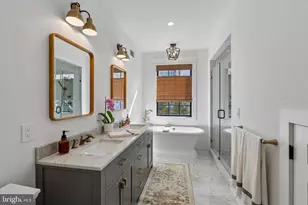 617 S Bambrey St, Philadelphia, PA 19146 - Photo 26