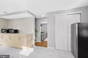 1877 Sanford St, Philadelphia, PA 19116 - Photo 10