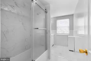 1877 Sanford St, Philadelphia, PA 19116 - Photo 20