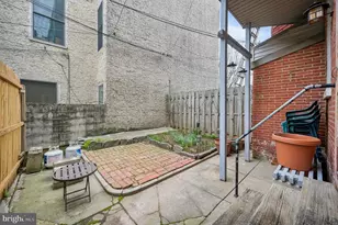 878 N 22nd St, Philadelphia, PA 19130 - Photo 30