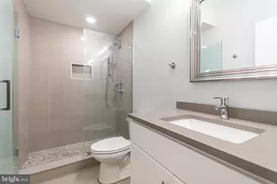 812 N Uber Street #2, Philadelphia, PA 19130 - Photo 16