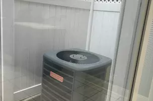 2417 S Rosewood St, Philadelphia, PA 19145 - Photo 16