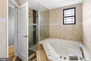 126 Tasker St, Philadelphia, PA 19148 - Photo 32