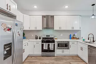 1931 Colonial St, Philadelphia, PA 19138 - Photo 8