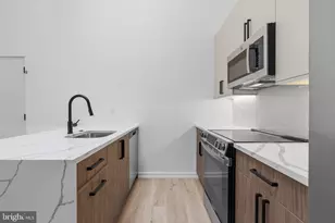 203 S 13th St, Philadelphia, PA 19107 - Photo 4