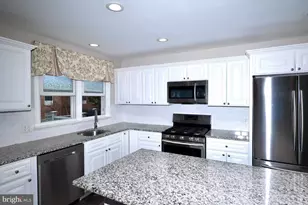 11850 Basile Rd, Philadelphia, PA 19154 - Photo 10