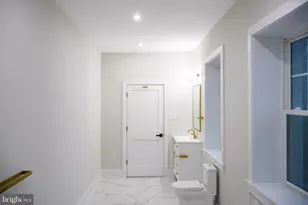 730 Kenilworth Ave, Philadelphia, PA 19126 - Photo 24