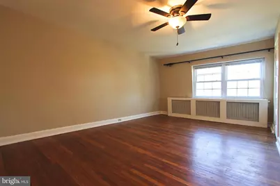 254 E Meehan Avenue, Philadelphia, PA 19119 - Photo 14