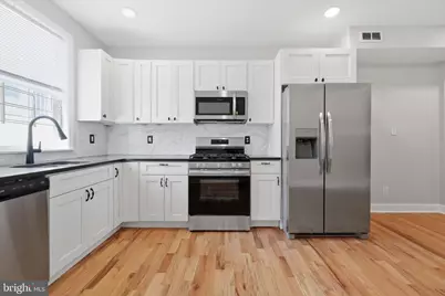 1834 E Albert Street, Philadelphia, PA 19125 - Photo 14