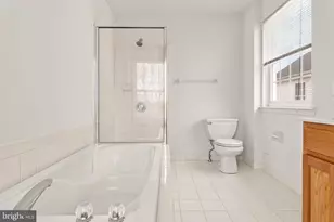 2136 Murray St, Philadelphia, PA 19115 - Photo 24