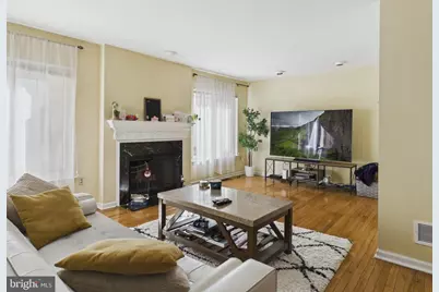 2036 Appletree Street, Philadelphia, PA 19103 - Photo 12