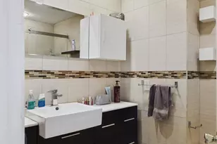 2036 Appletree St, Philadelphia, PA 19103 - Photo 28