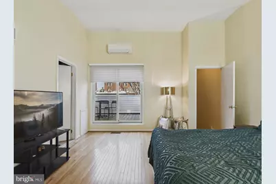 2036 Appletree Street, Philadelphia, PA 19103 - Photo 26