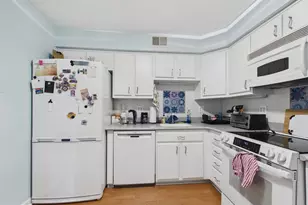 2036 Appletree St, Philadelphia, PA 19103 - Photo 16