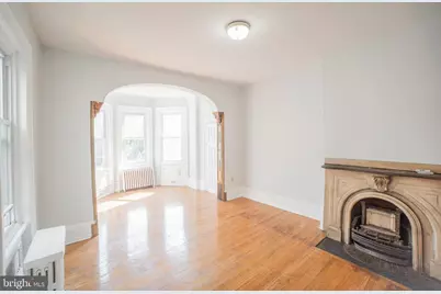 2316 Spruce Street #2R, Philadelphia, PA 19103 - Photo 4