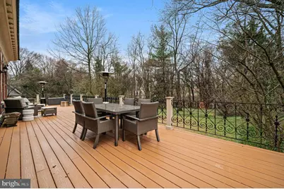 511 W Moreland Avenue, Philadelphia, PA 19118 - Photo 18