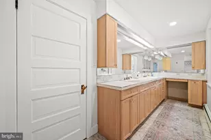 511 W Moreland Ave, Philadelphia, PA 19118 - Photo 24