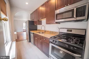 2008 Spruce St, Philadelphia, PA 19103 - Photo 6