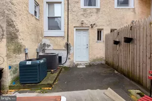 1341 Lombard St, Philadelphia, PA 19147 - Photo 22