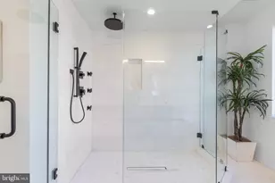 132 W Allen St, Philadelphia, PA 19123 - Photo 28