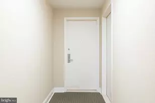 1425 Locust St, Philadelphia, PA 19102 - Photo 24