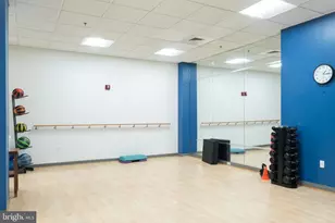 1425 Locust St, Philadelphia, PA 19102 - Photo 42