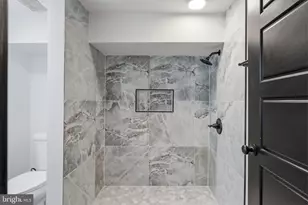 6508 Wheeler St, Philadelphia, PA 19142 - Photo 16