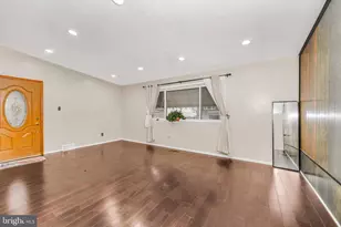 403 Regina St, Philadelphia, PA 19116 - Photo 8