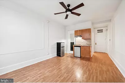 1324 Locust Street #1121, Philadelphia, PA 19107 - Photo 4