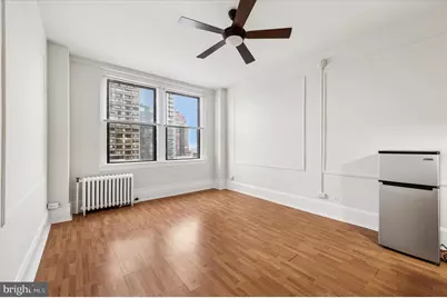 1324 Locust Street #1121, Philadelphia, PA 19107 - Photo 2