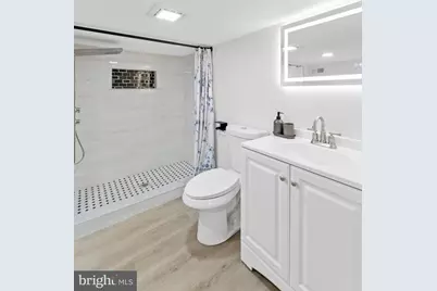 1529 S 19th Street, Philadelphia, PA 19146 - Photo 24