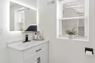 1529 S 19th St, Philadelphia, PA 19146 - Photo 8