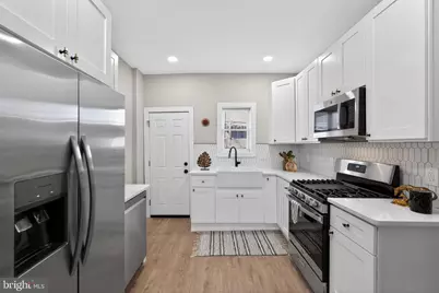 2518 S American Street, Philadelphia, PA 19148 - Photo 10