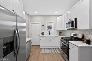 2518 S American St, Philadelphia, PA 19148 - Photo 10