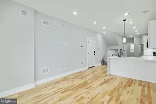 411 W Hewson St, Philadelphia, PA 19122 - Photo 4