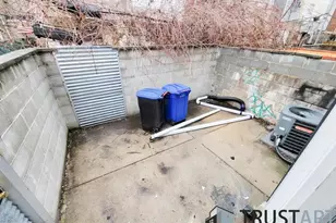 2444 S Fairhill St, Philadelphia, PA 19148 - Photo 6