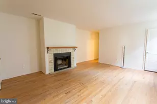 526 Spruce St, Philadelphia, PA 19106 - Photo 4