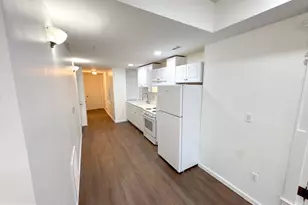 910 N 41st St, Philadelphia, PA 19104 - Photo 2