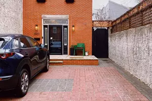 1022 N 4th St, Philadelphia, PA 19123 - Photo 1