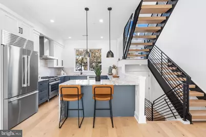 128 W Allen Street, Philadelphia, PA 19123 - Photo 2